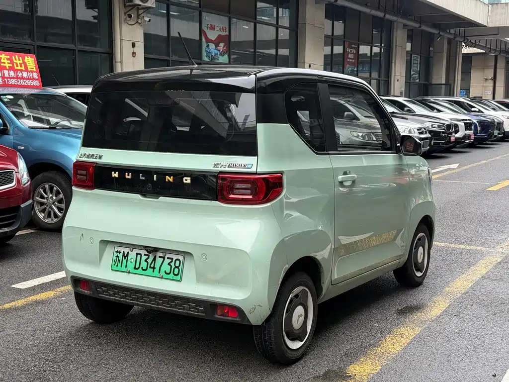 Wuling MINIEV — миниатюра 7