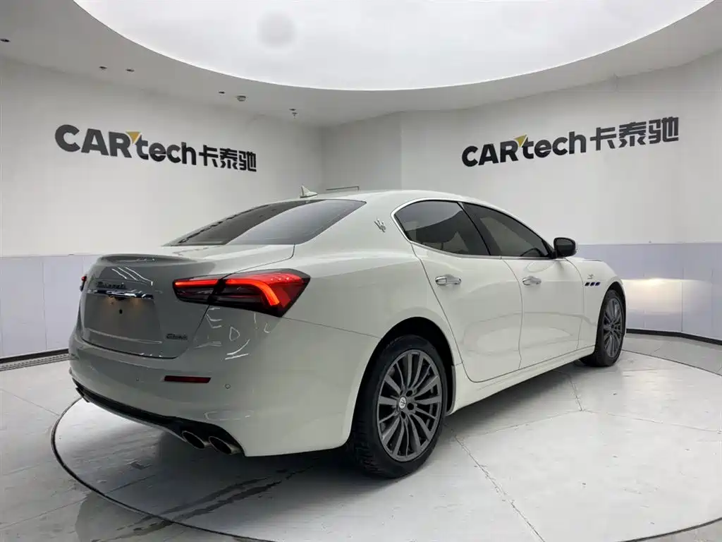 Maserati Ghibli 2022 2.0T GT