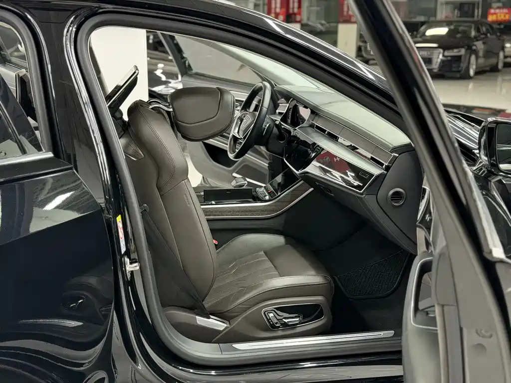 Audi A8 2019 Plus A8L 55 TFSI quattro Luxury