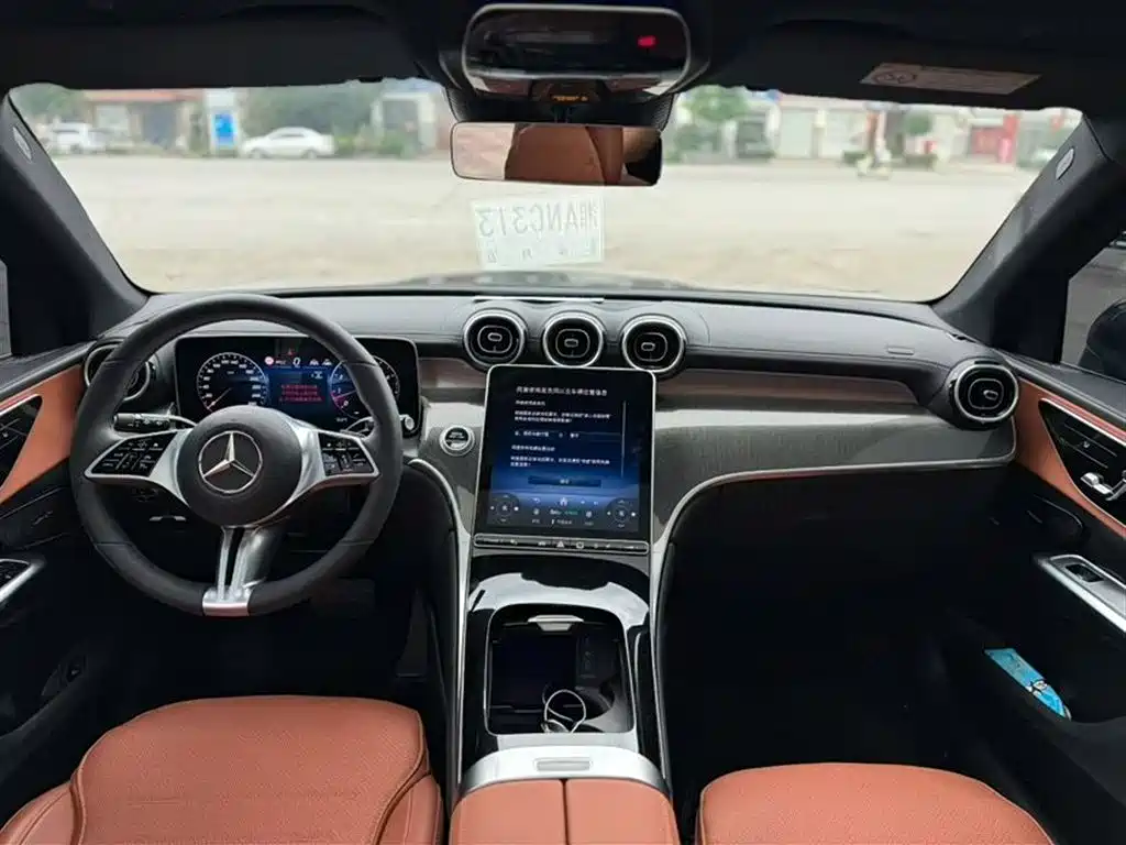 Mercedes-Benz GLC 2026 GLC 260 L 4MATIC