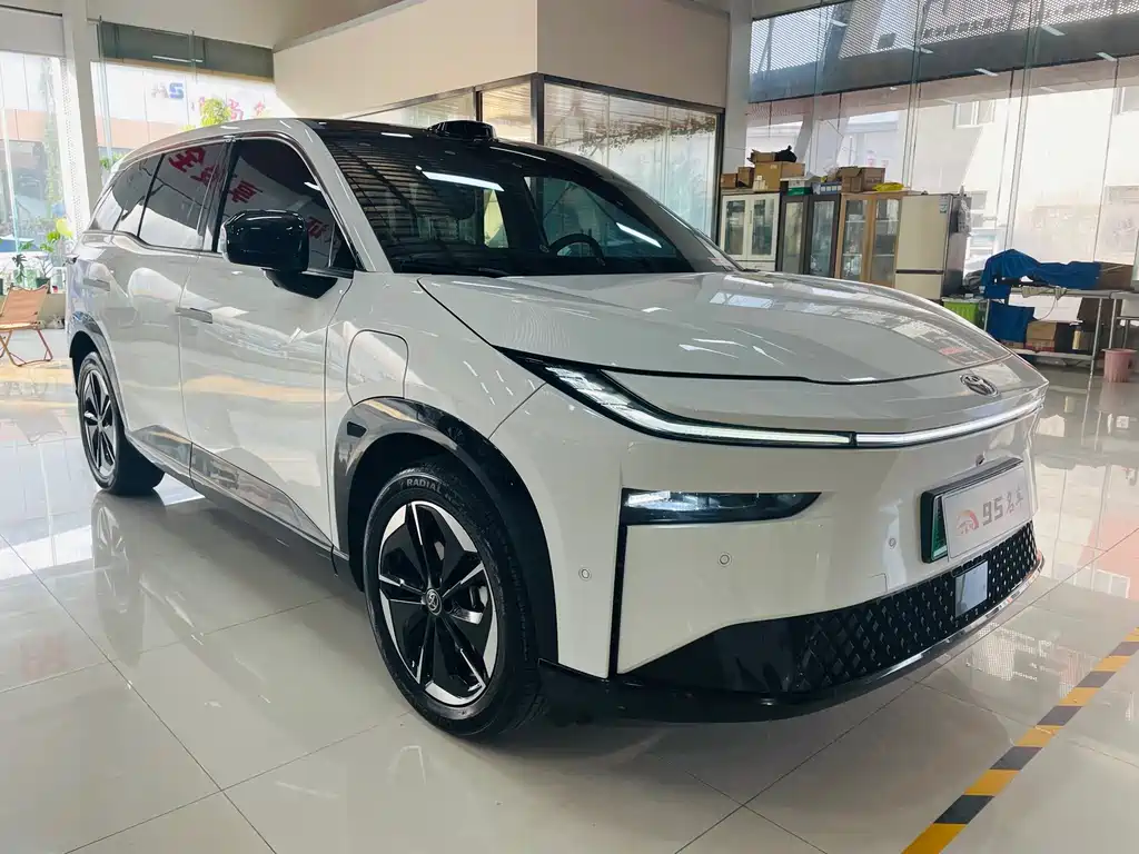 Toyota bZ3X — миниатюра 3