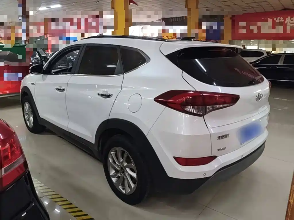 Hyundai Tucson — миниатюра 23