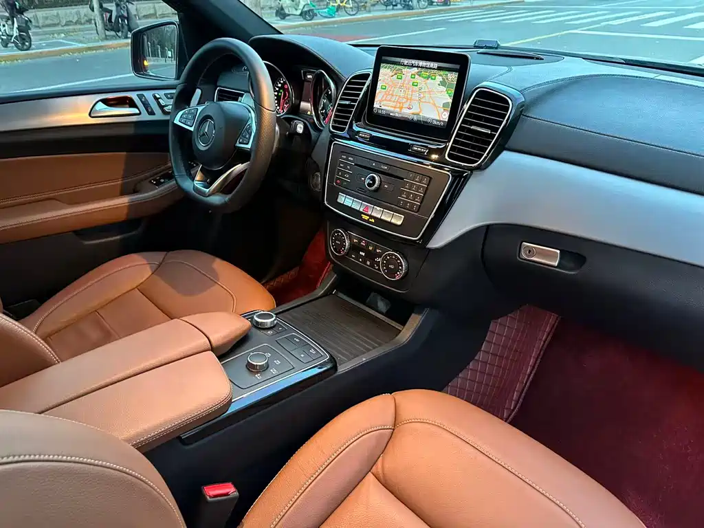 MERCEDES-BENZ GLE AMG