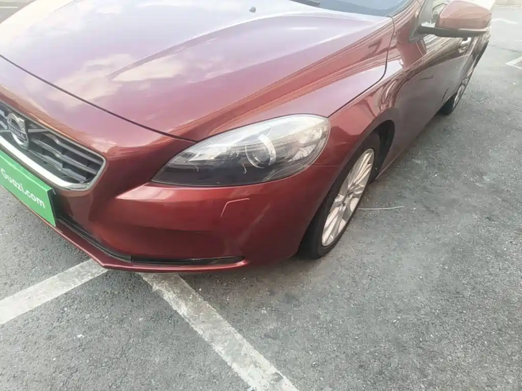 Volvo V40 — миниатюра 24