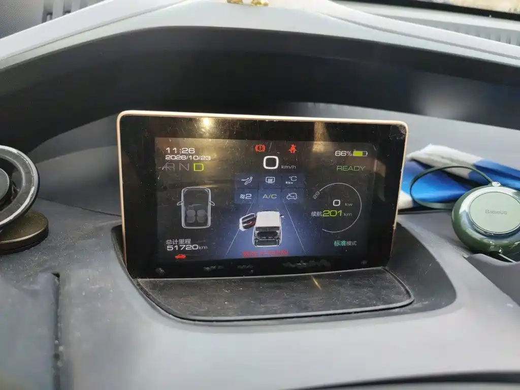Baojun E200 — миниатюра 7