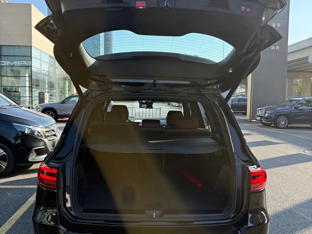 Mercedes-Benz EQB — миниатюра 11