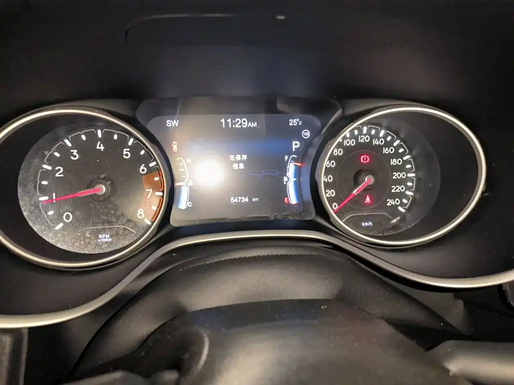 Jeep Compass — миниатюра 7