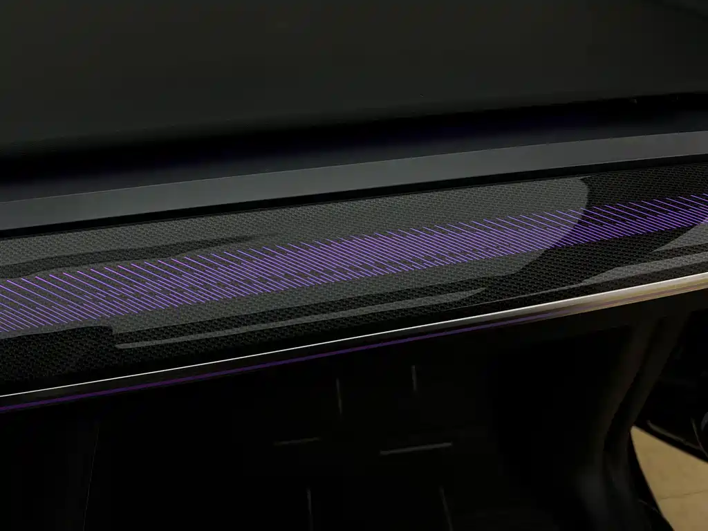 Tesla Model Y — миниатюра 13