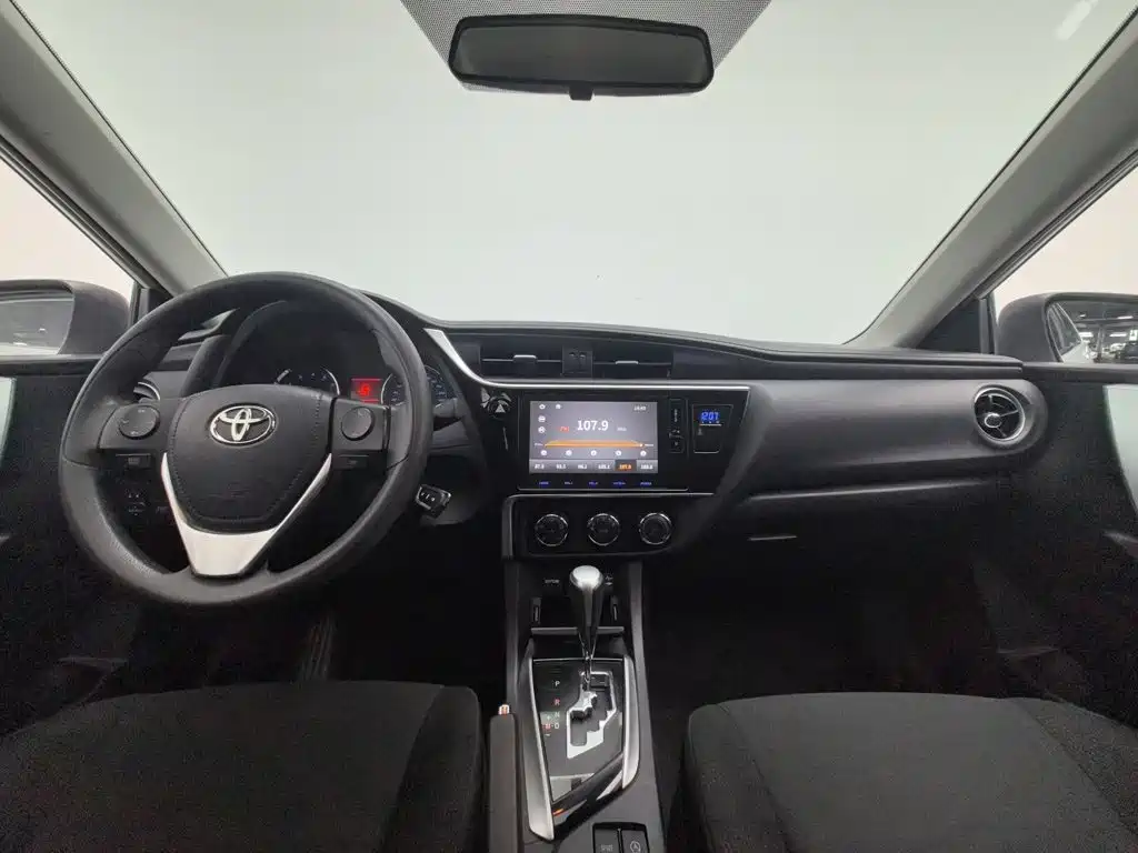 Toyota Corolla — миниатюра 5