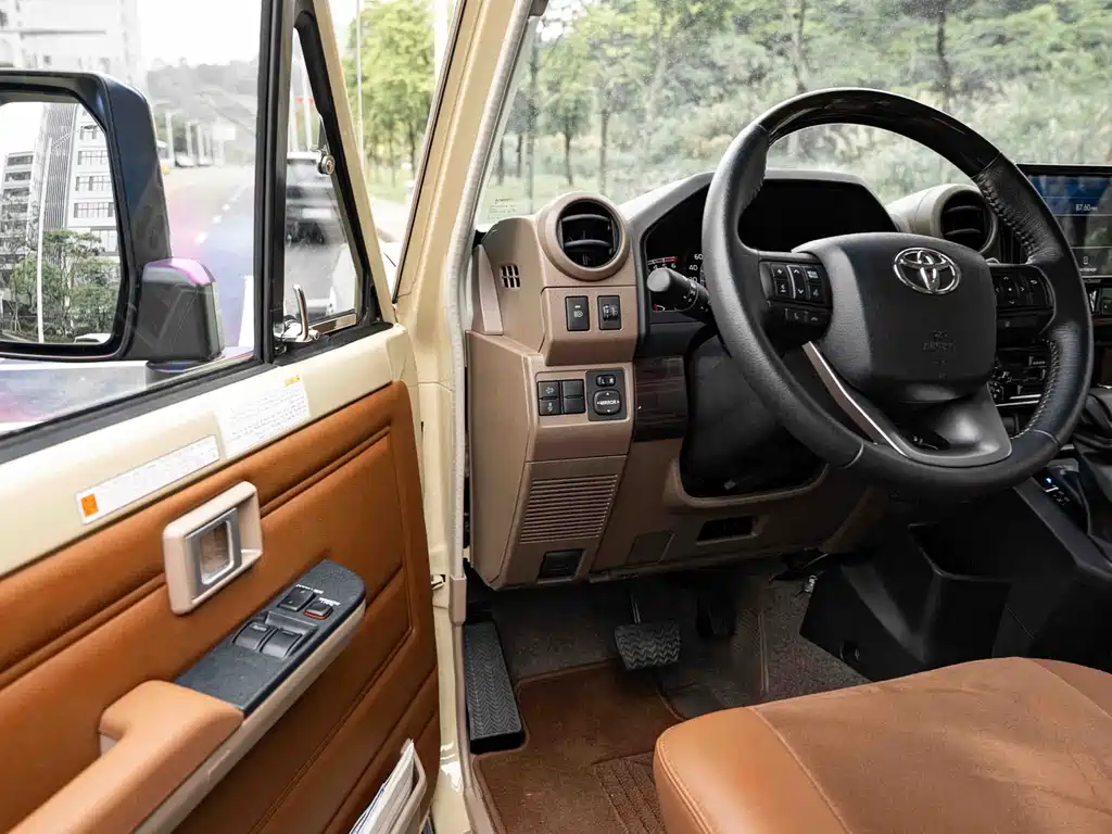 Toyota Land Cruiser LC71 2024 2.4T