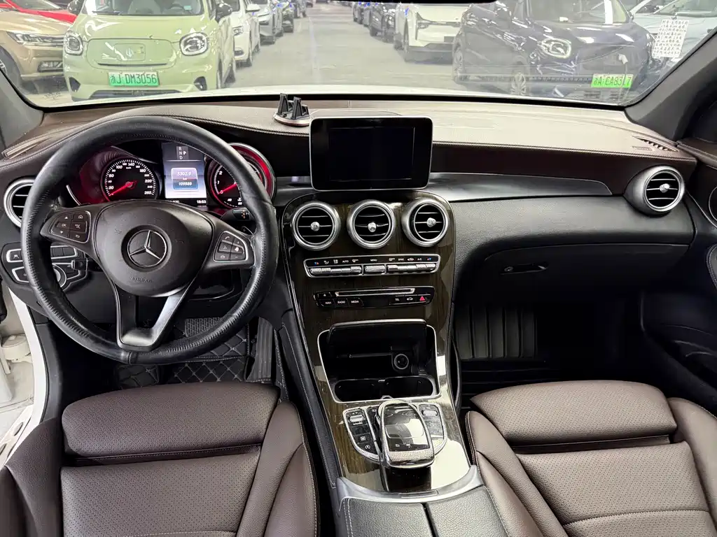 Mercedes-Benz GLC — миниатюра 7