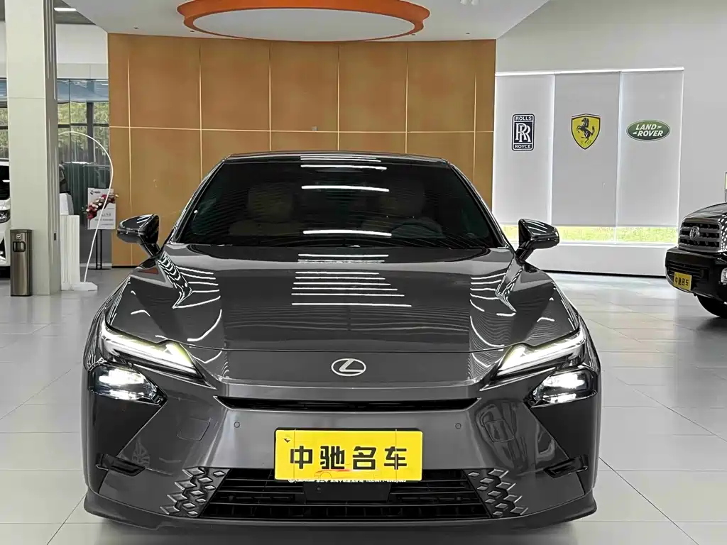 Lexus ES — миниатюра 2