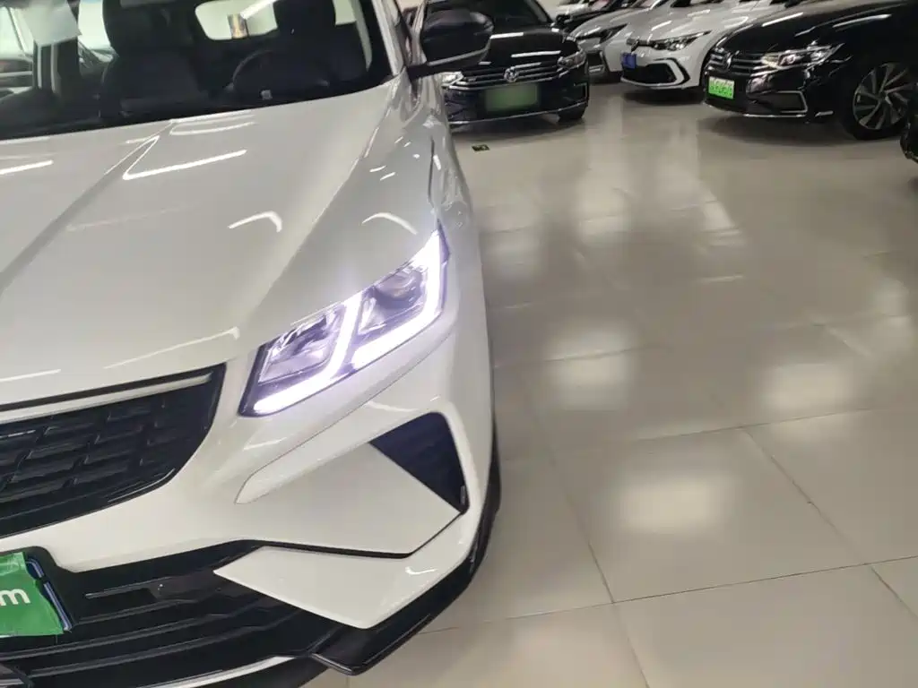 Geely Binyue — миниатюра 24