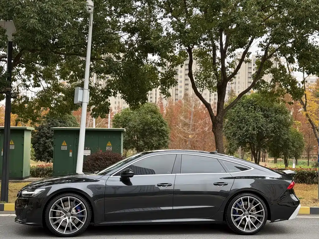 AUDI A7