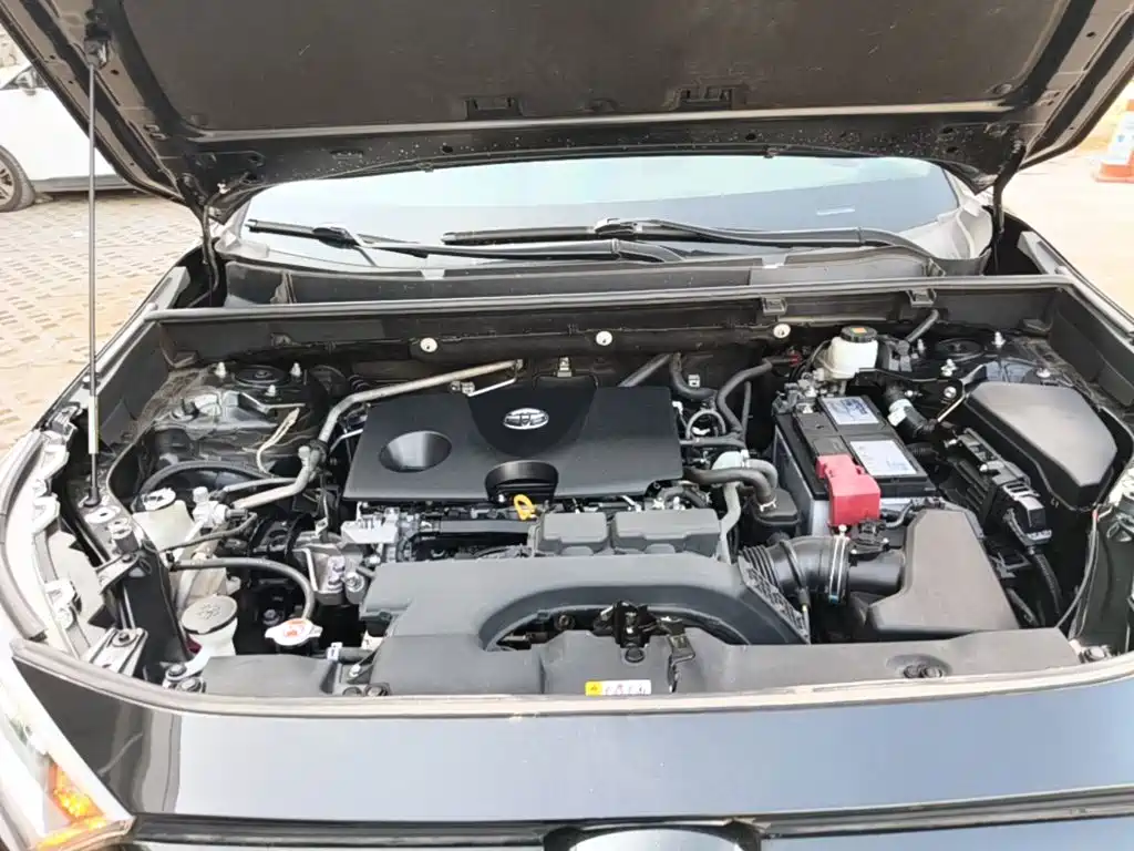 Toyota RAV4 — миниатюра 20
