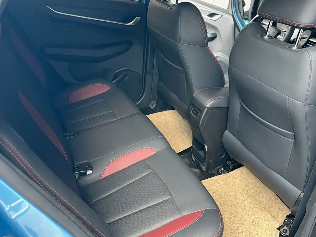 Geely Vision X3 — миниатюра 15