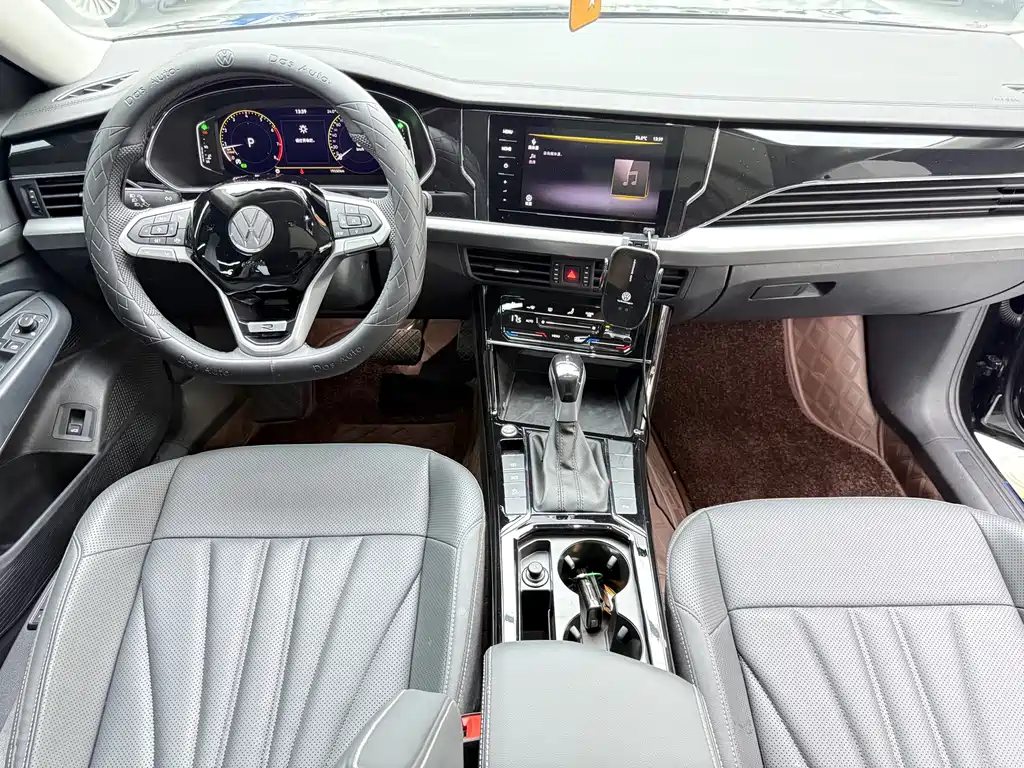 Volkswagen Passat — миниатюра 4