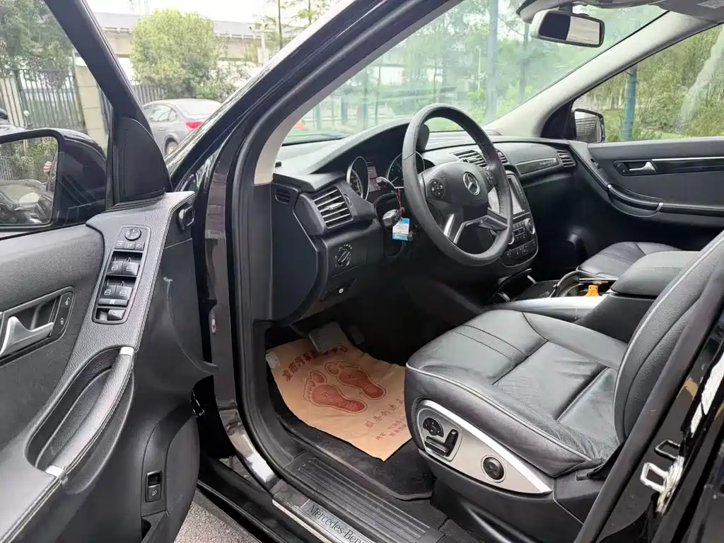 Mercedes-Benz R-Class — миниатюра 7