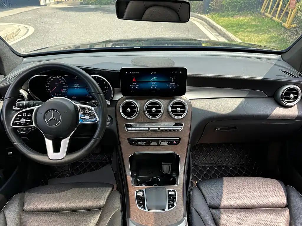 Mercedes-Benz GLC — миниатюра 8