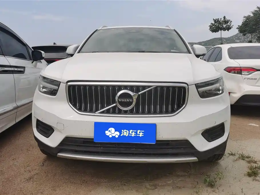 Volvo XC40 2021 T4 Fashion