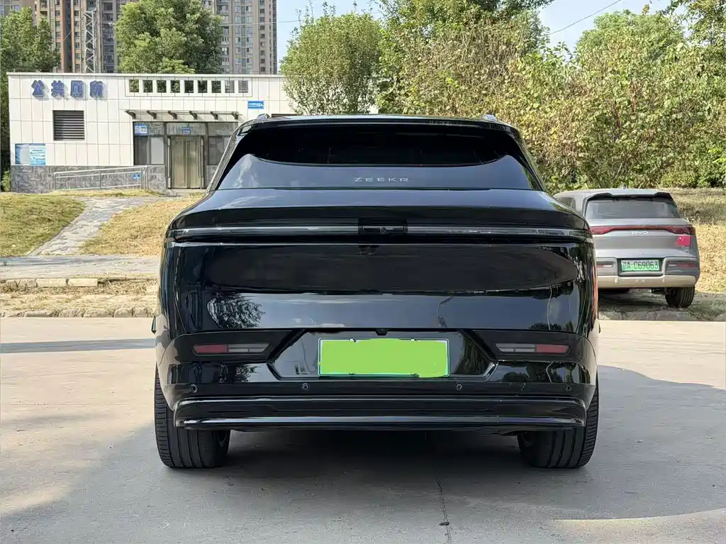 Zeekr 7X — миниатюра 8