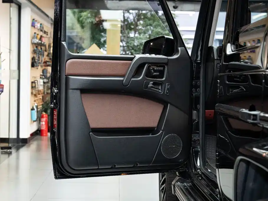 Mercedes-Benz G-Class — миниатюра 12