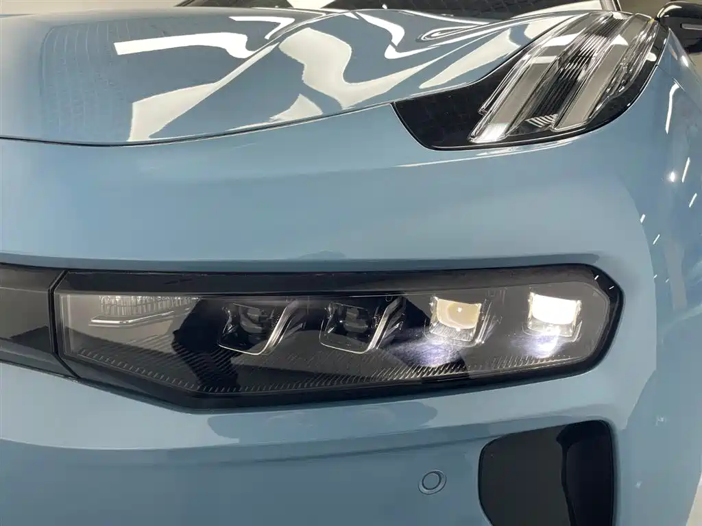 ZEEKR EXTREME KRYPTON 001