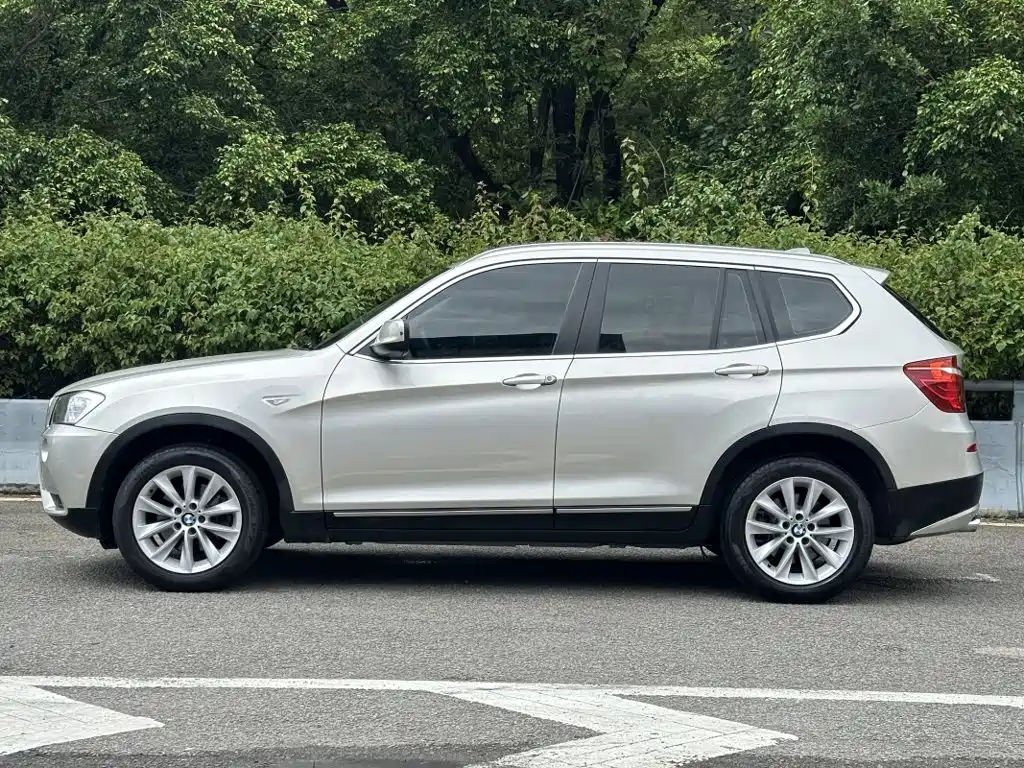 BMW X3 (Import) — миниатюра 7