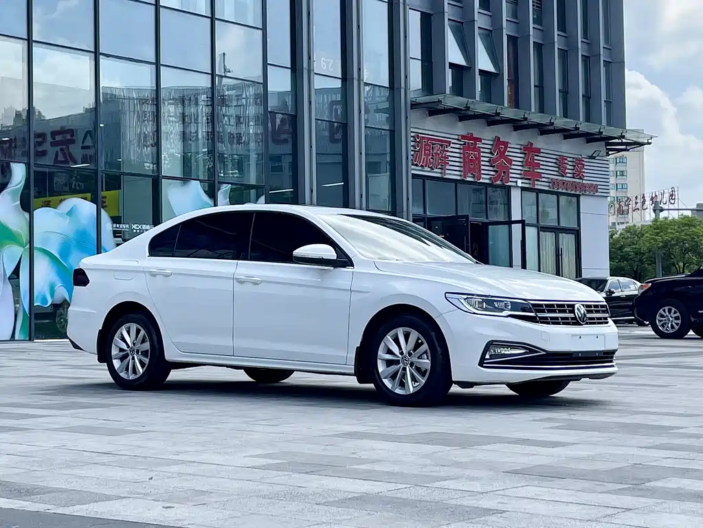Volkswagen Bora — миниатюра 3