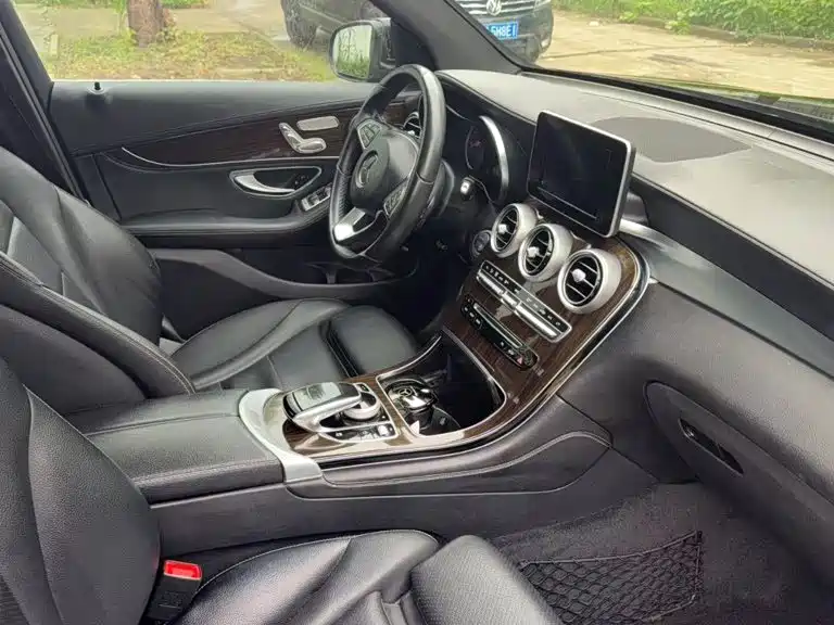 Mercedes-Benz GLC — миниатюра 4