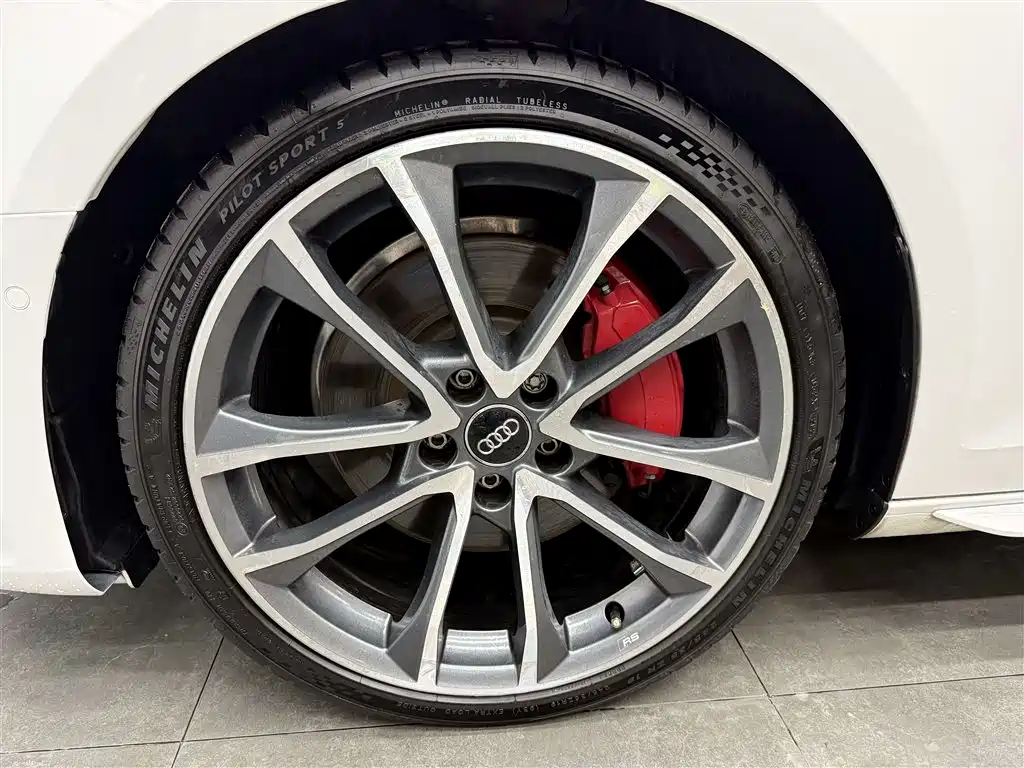 Audi A4L — миниатюра 17