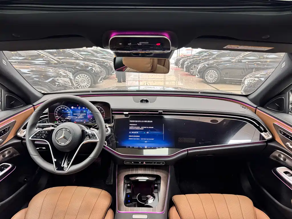 MERCEDES-BENZ E CLASS