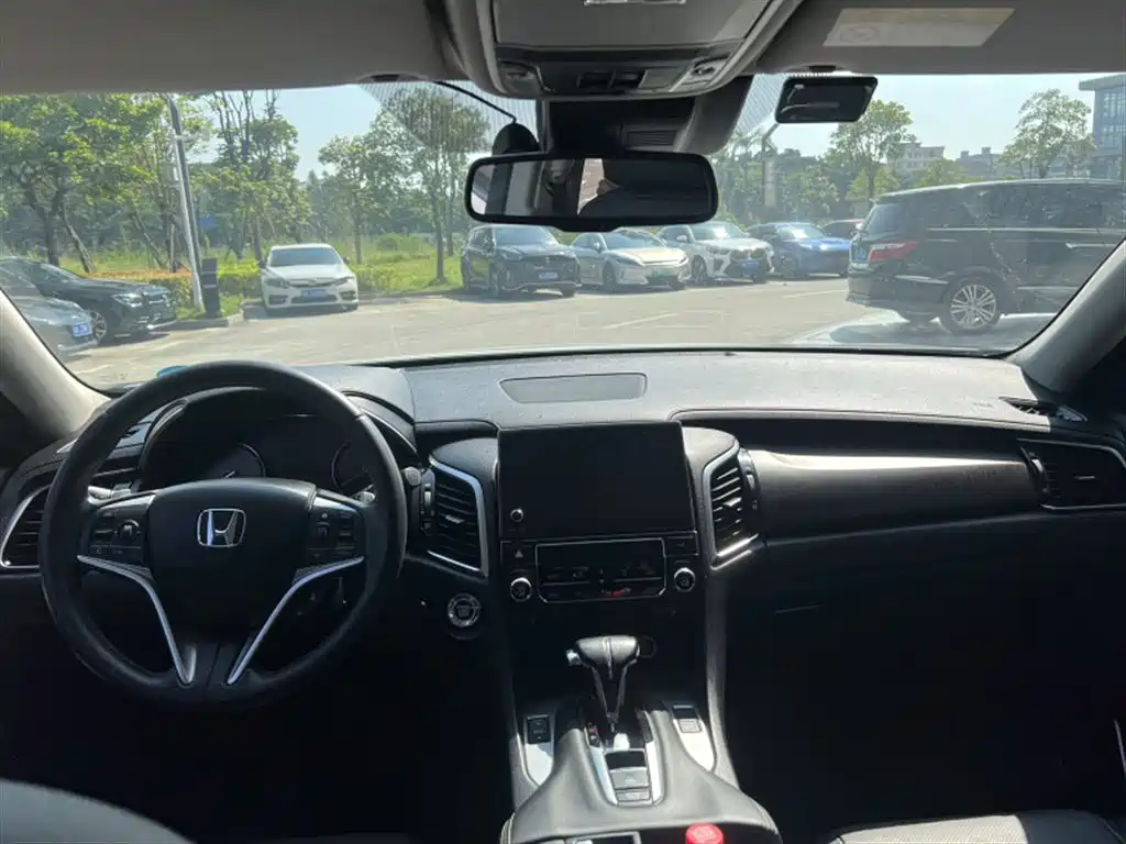 Honda Avancier — миниатюра 7