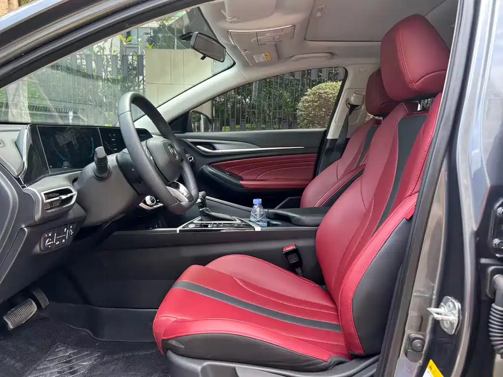 Changan Eado — миниатюра 4