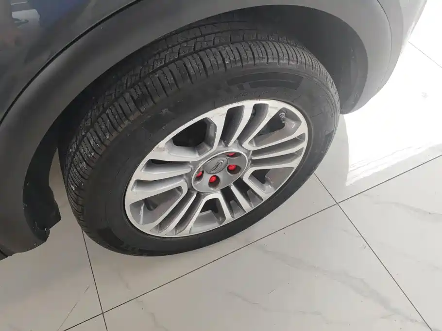Qoros Qoros 5 — миниатюра 5