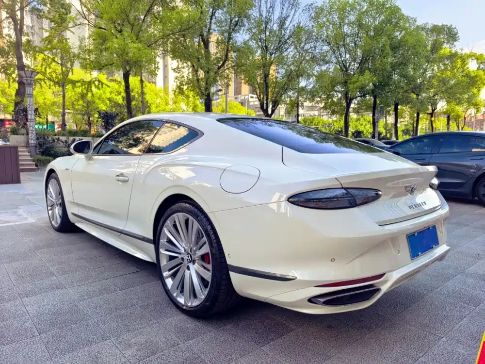 Bentley Continental PHEV — миниатюра 8