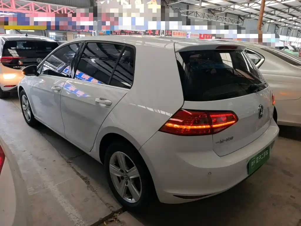 Volkswagen Golf — миниатюра 5