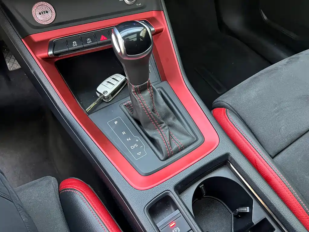 Audi Q3 — миниатюра 10