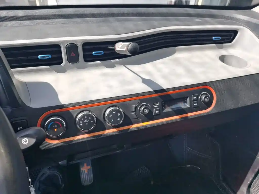 Wuling MINIEV — миниатюра 13