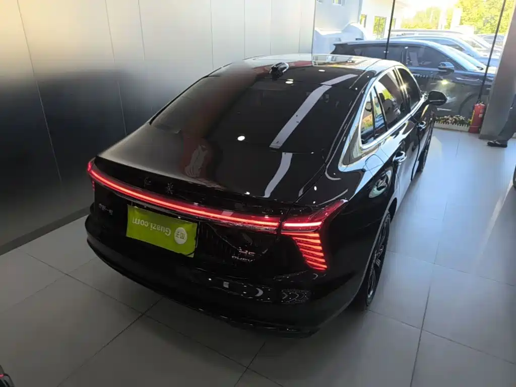Hongqi Hongqi H5 PHEV — миниатюра 7