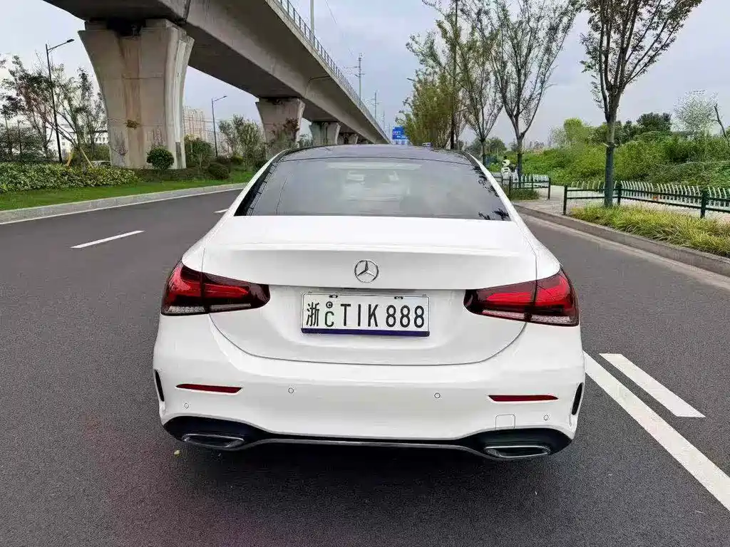 Mercedes-Benz A-Class — миниатюра 7