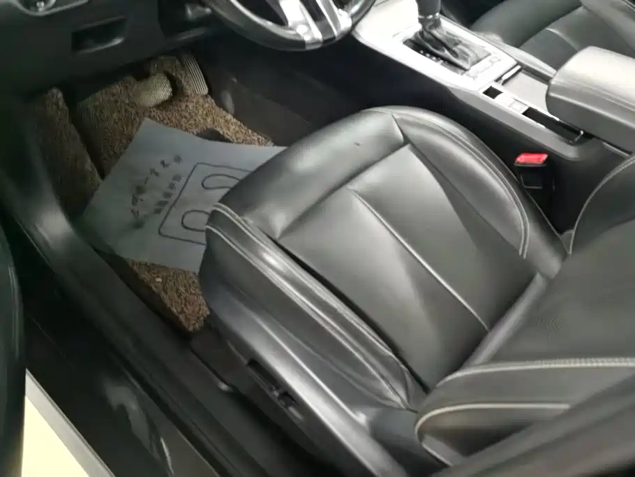 Roewe RX5 — миниатюра 9