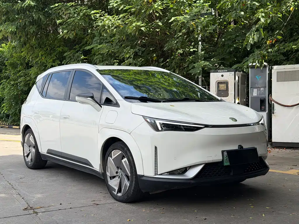 Hycan Z03 2022 620km 160kW 76.8kWh