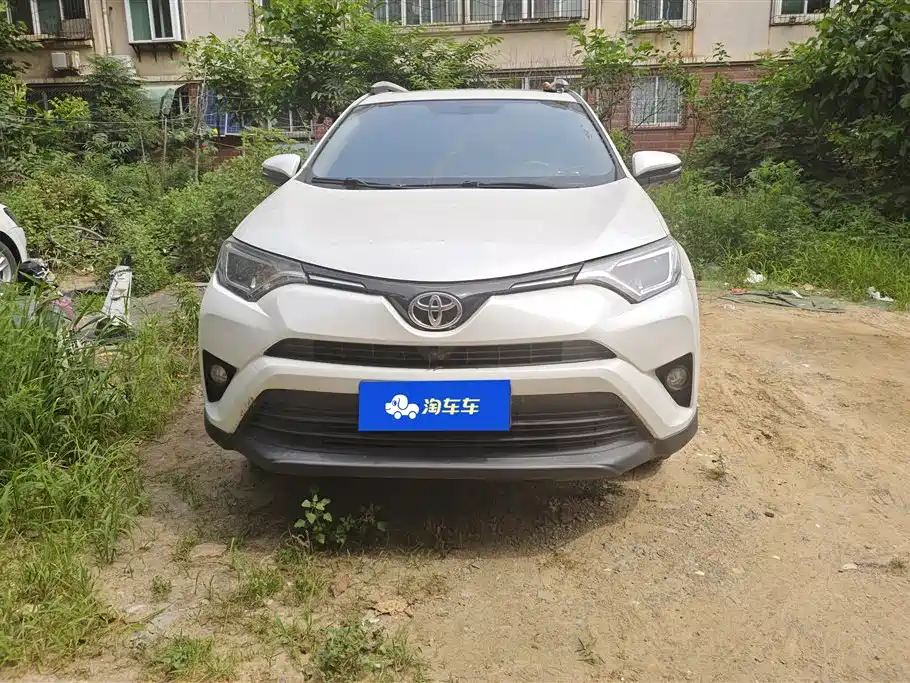 Toyota RAV4 2016 2.0L CVT V