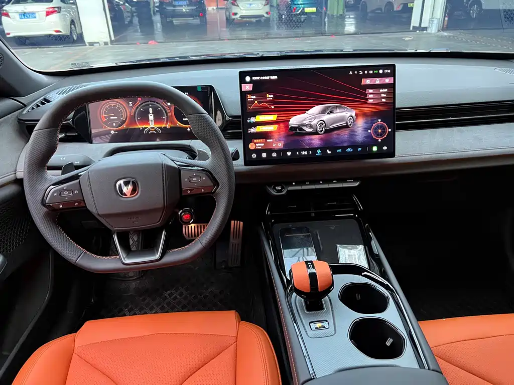 Changan UNI-V — миниатюра 5