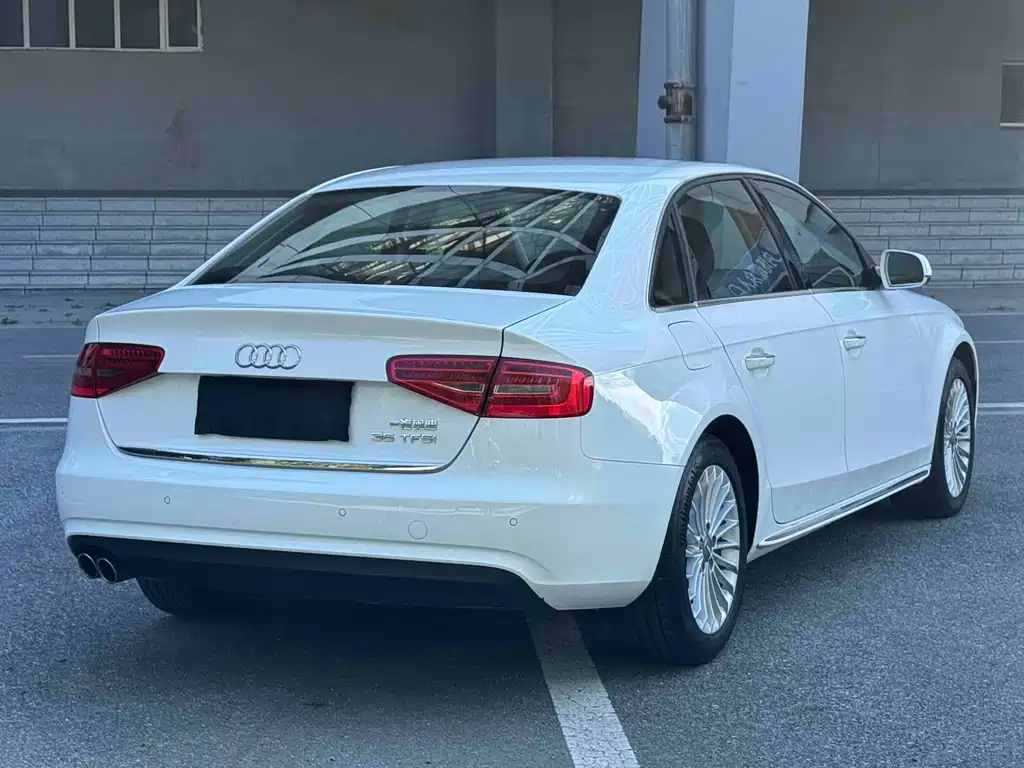 Audi A4L — миниатюра 4