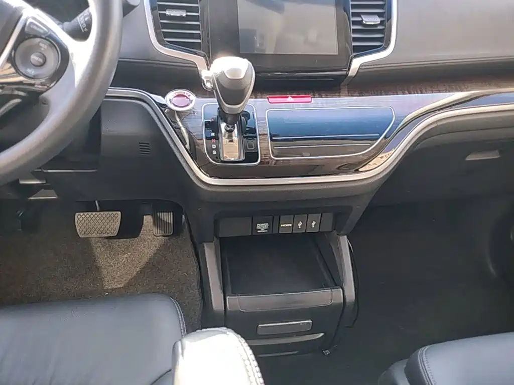 Honda Odyssey — миниатюра 14