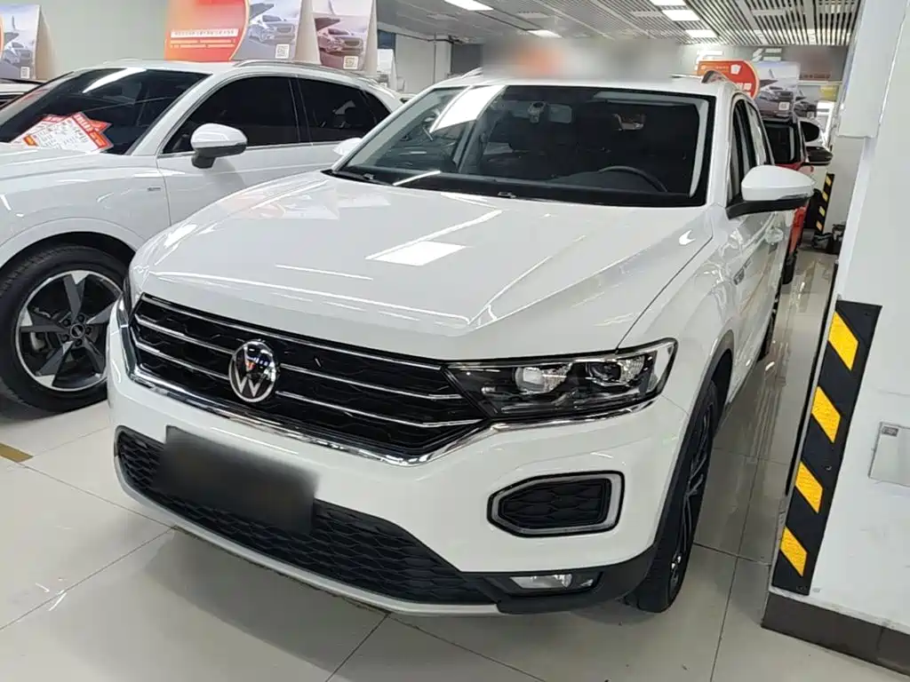 Volkswagen T-Roc — миниатюра 2