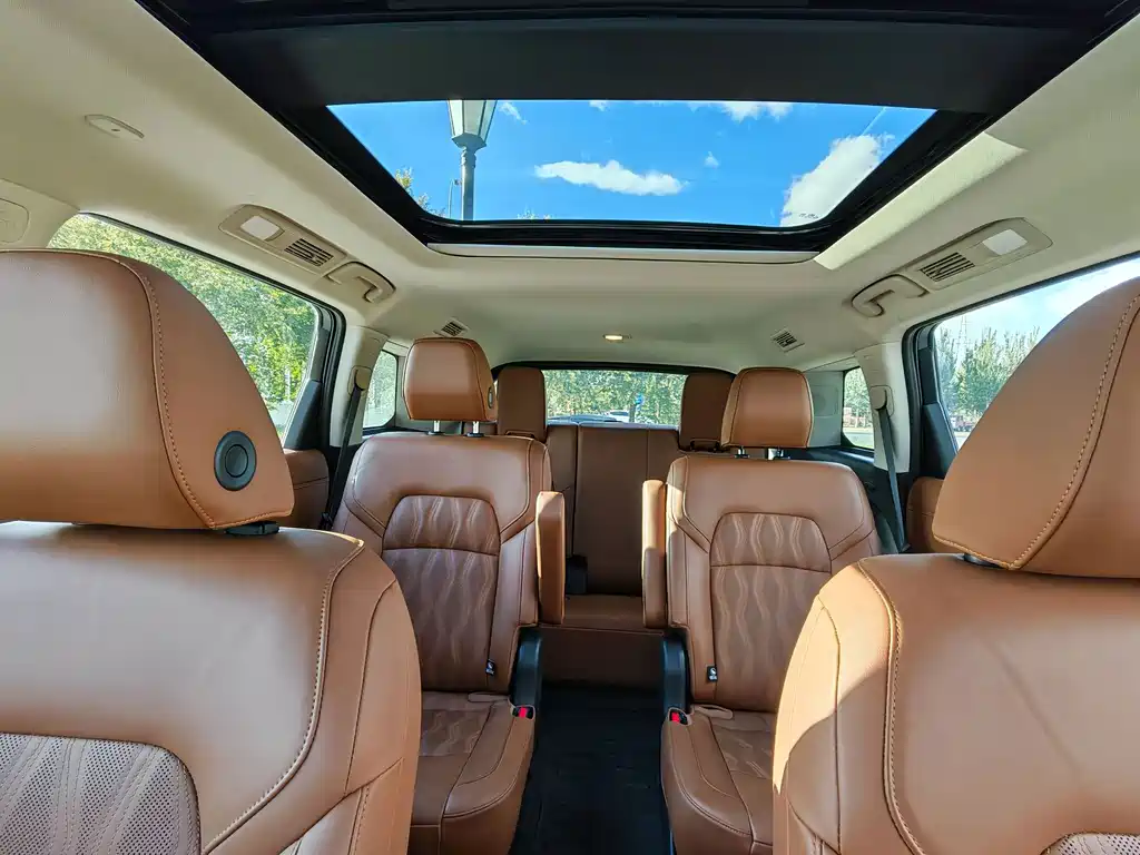 Nissan Teramont — миниатюра 10