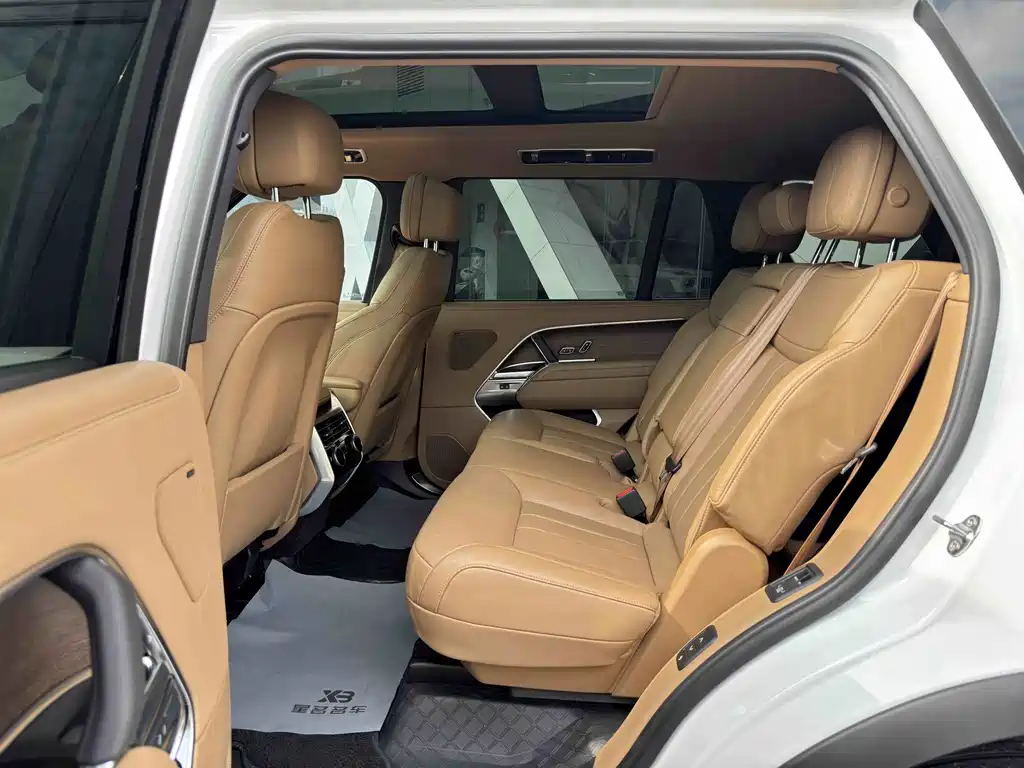 Land Rover Range Rover — миниатюра 6